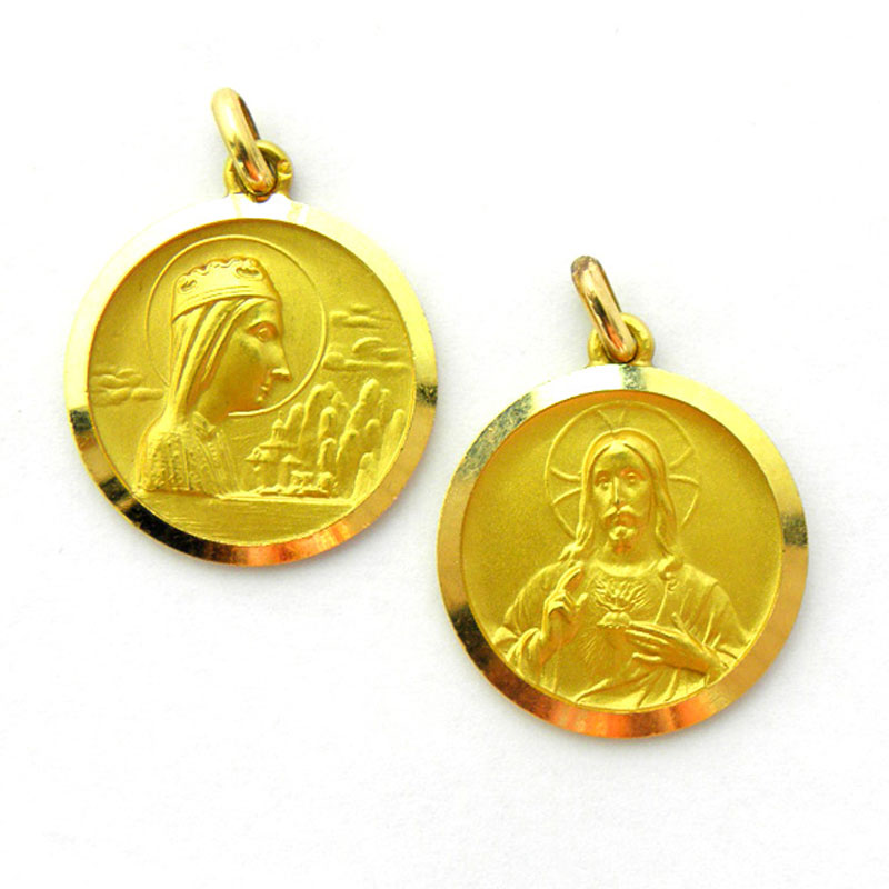 Medalla escapulario de Nuestra Señora de Montserrat (Virgen de Montserrat) y el Sagrado Corazon de Jesus