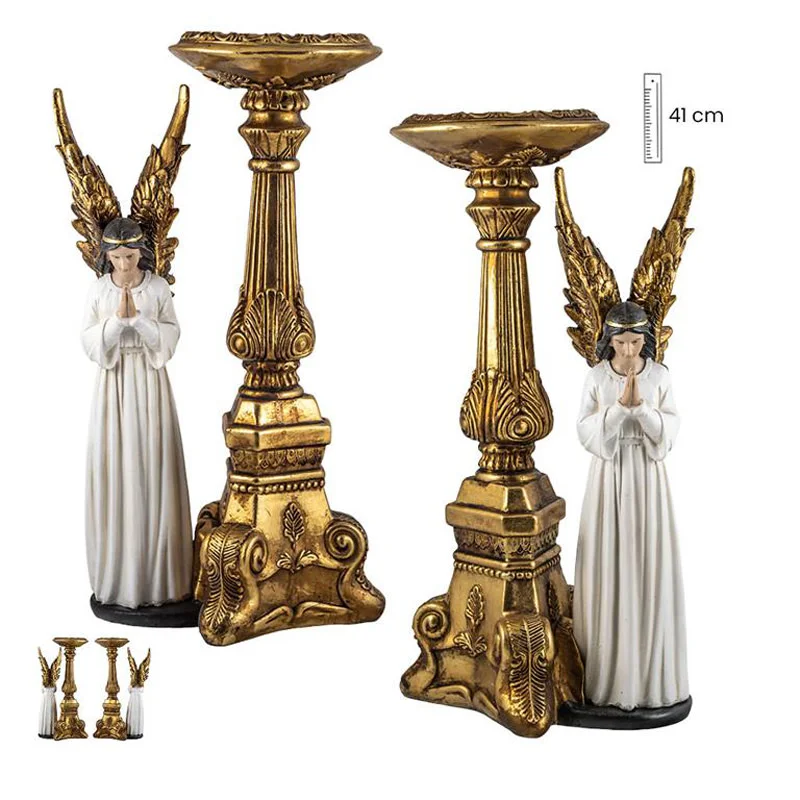 Couple of worshiping angels