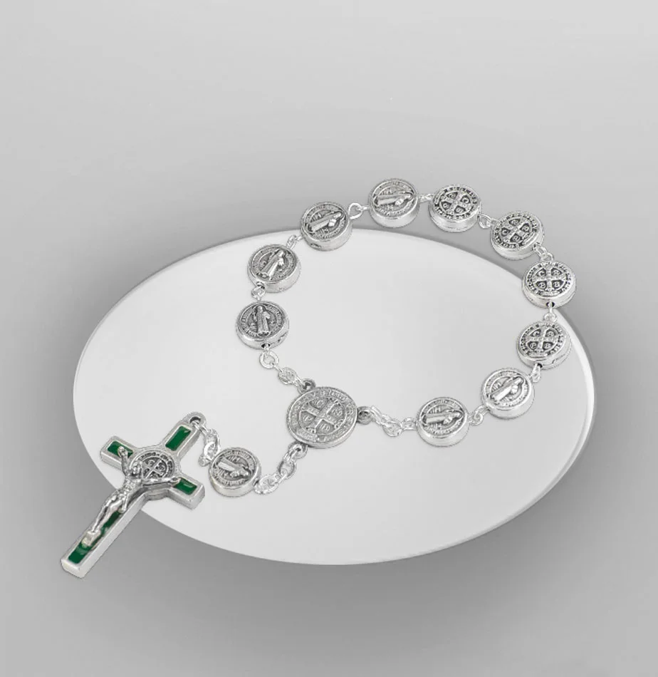 Saint Benedict single decade with cross, of metal.