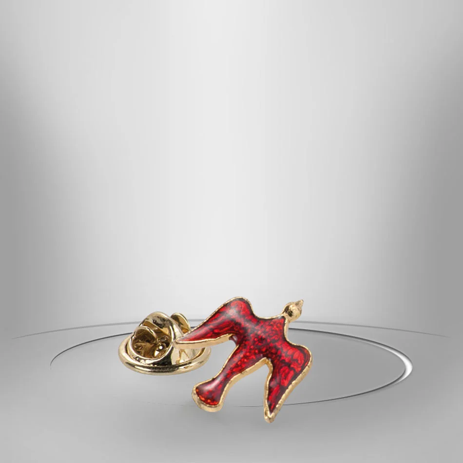 Dove for lapel. Enameled metal
